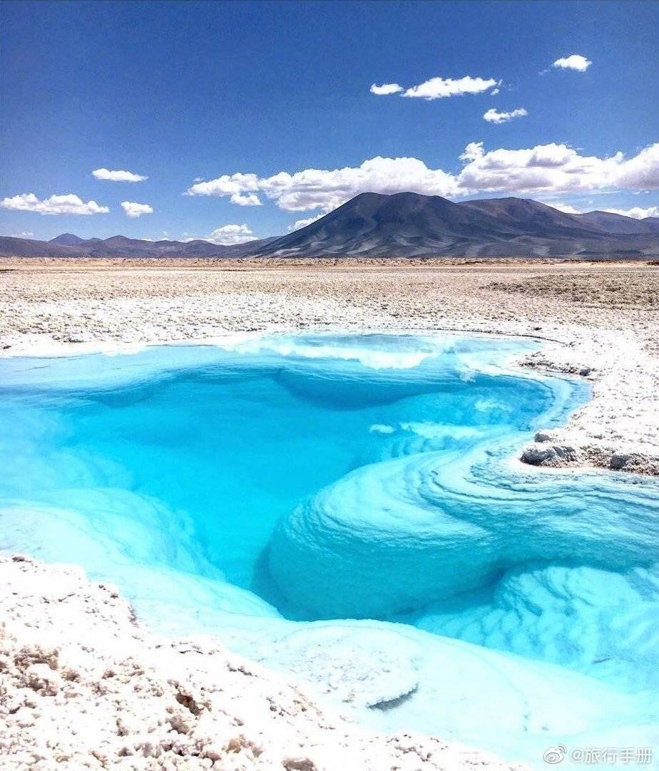 位于智利阿塔卡马沙漠中的一处盐湖67