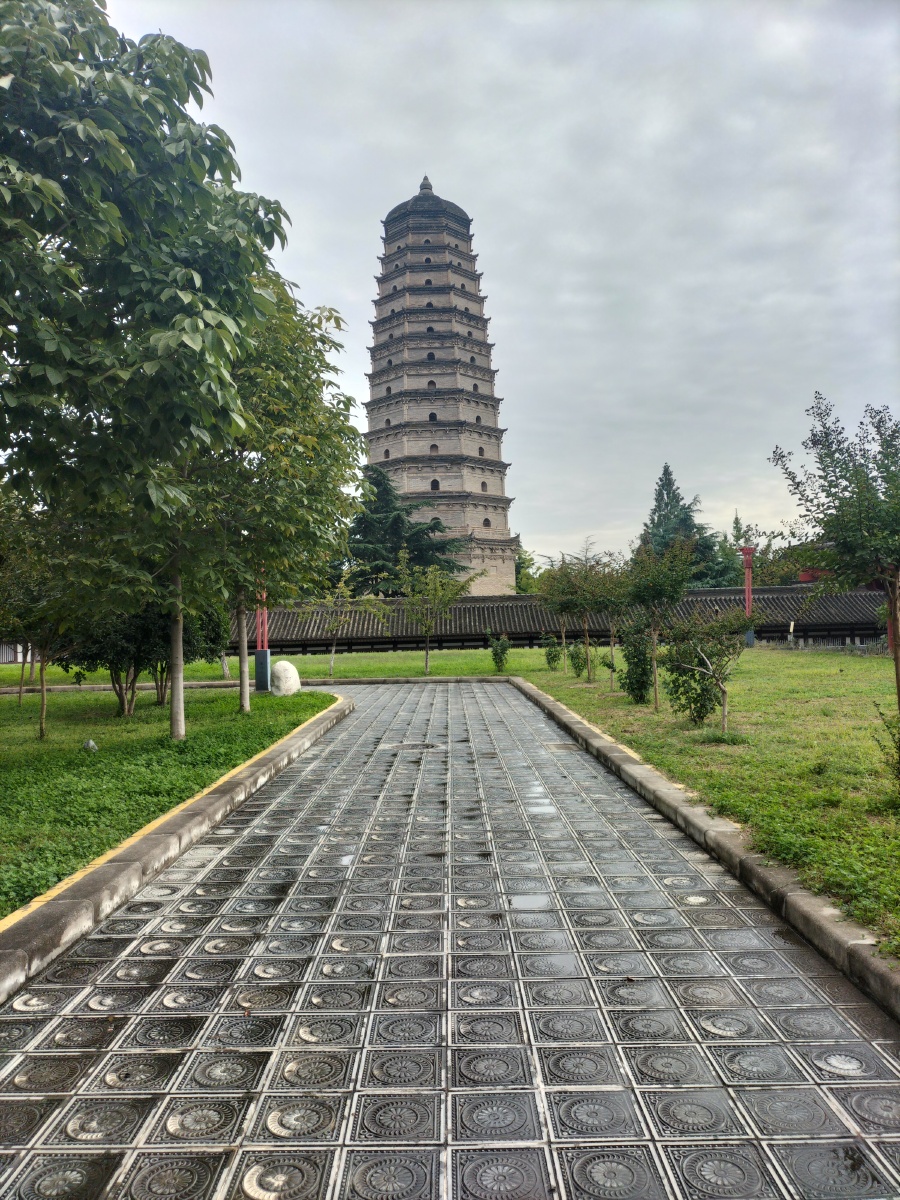 法门寺塔 - 创作者155882893181301 - 图虫