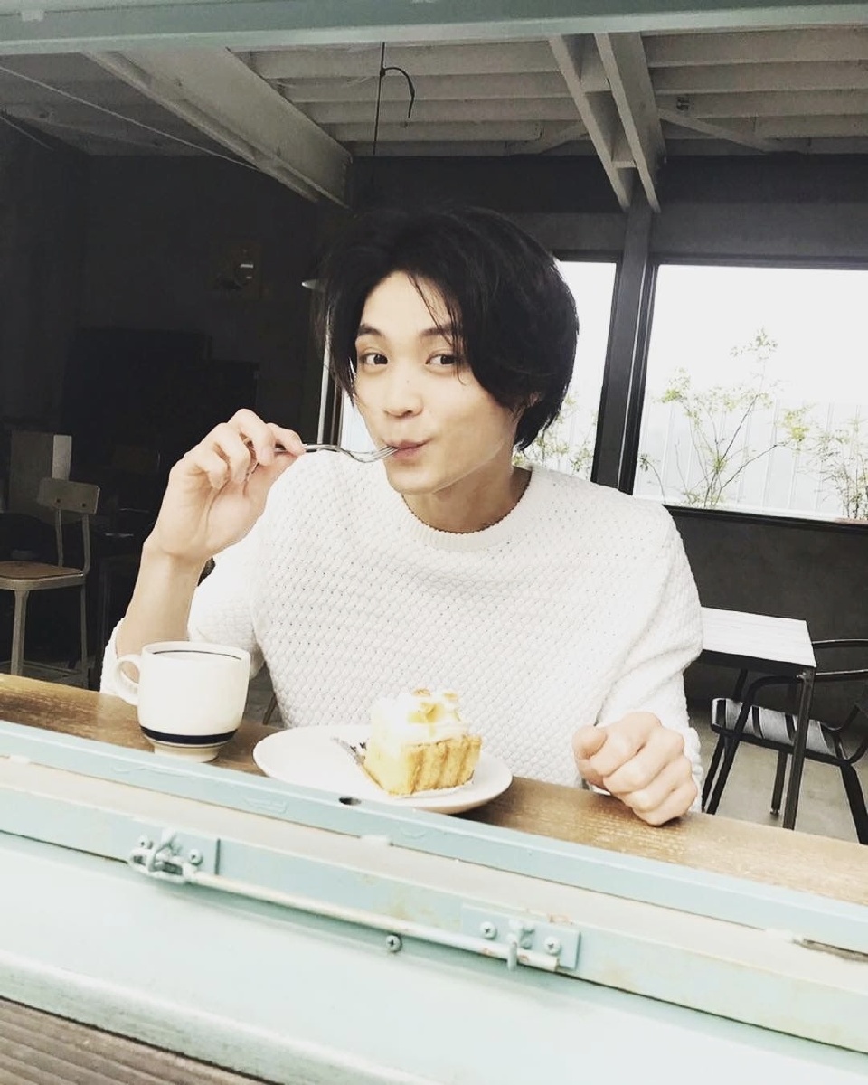 矶村勇斗小野猫呀