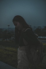 899700