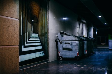 001