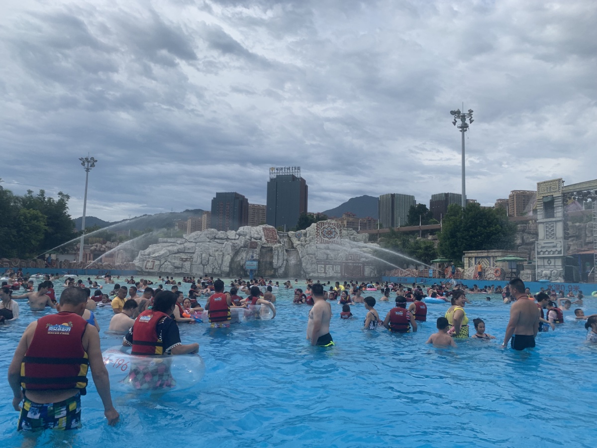 沈阳红谷温泉地址