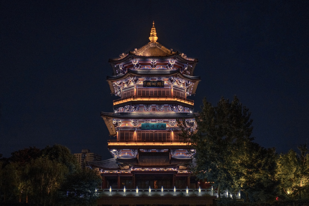 坐落于南京水西门秦淮河的赏心亭始建于宋代历经多次损毁旧时的金陵第