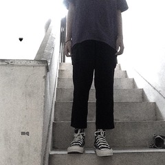 298917