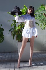 001