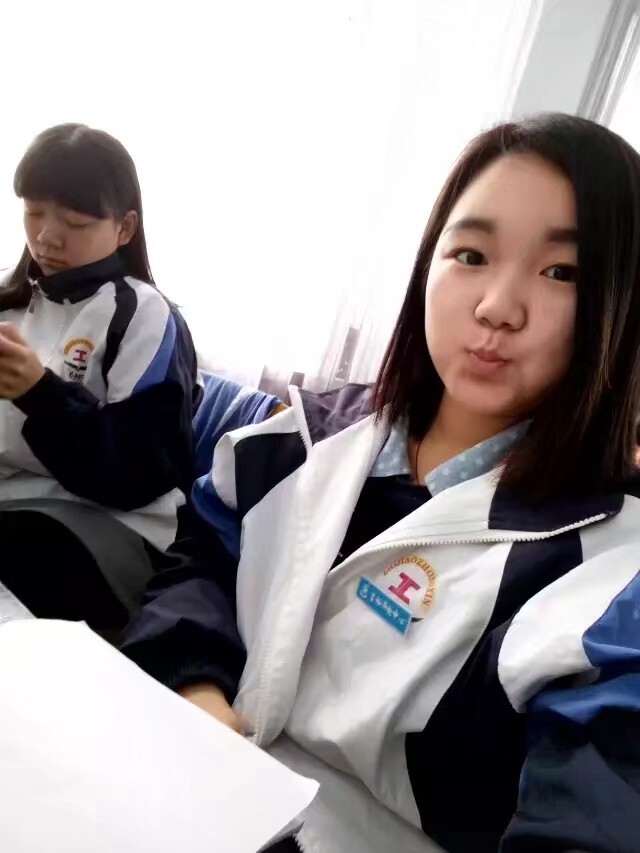 渐渐的班级里的人越来越少