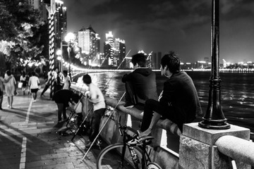 谁知道我们该梦归何处