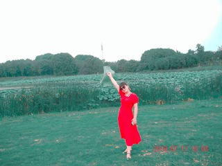 1409823