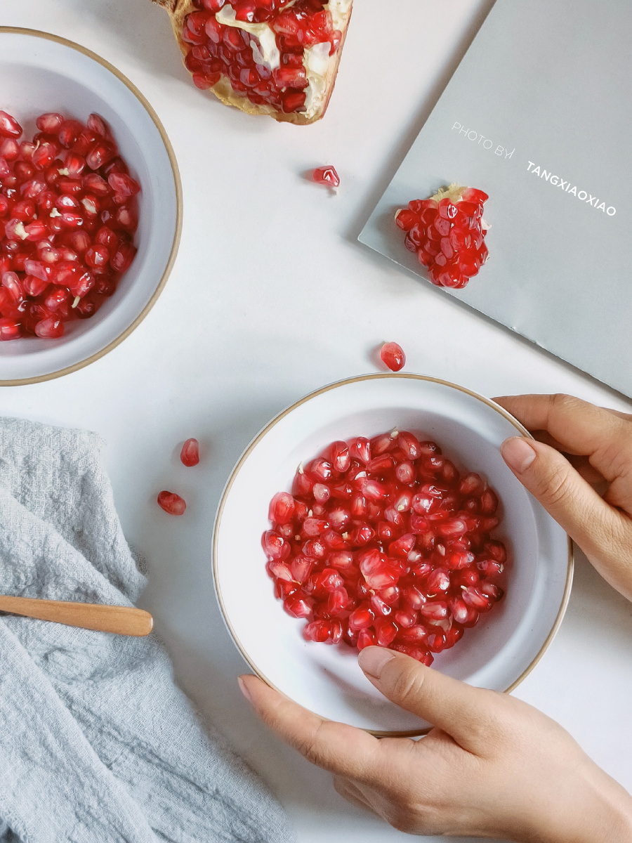 用oppo手机拍摄的一组亮调软籽石榴真是好看又好吃