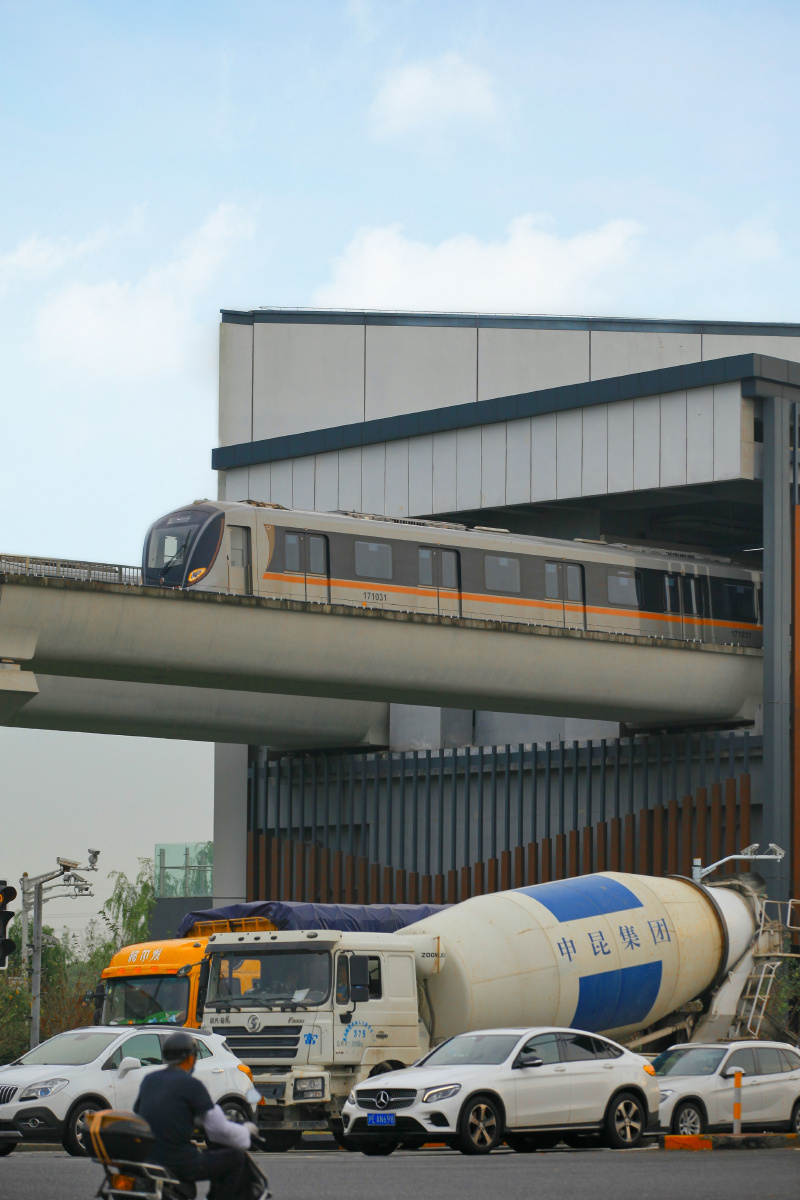 上海地铁17号线列车和车厢 - 八桂长焦 - 图虫