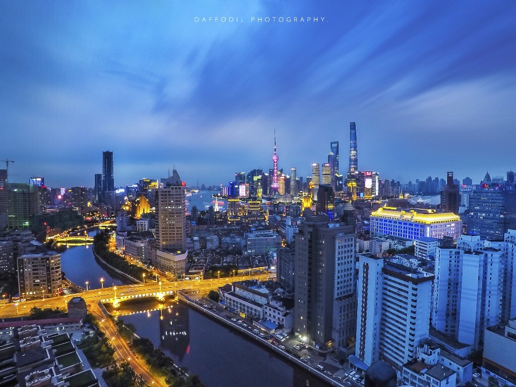今天受教了，延时片子要全部修改一遍，发张图压压惊......