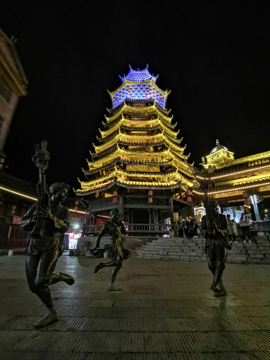 美丽的下司古镇夜景