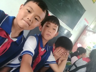 147052