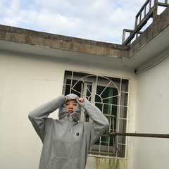 001