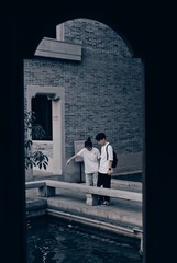 519172