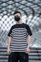 001