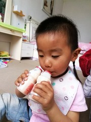 108572