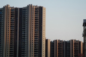 1606965