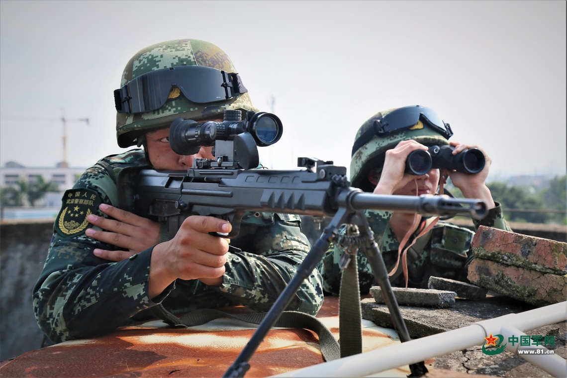 中国军人人民最坚强的护盾