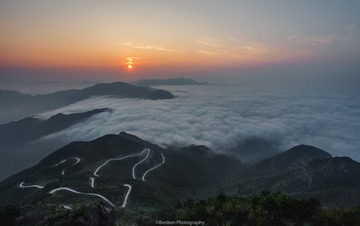 金子山云海