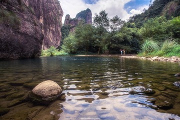 青山绿水间