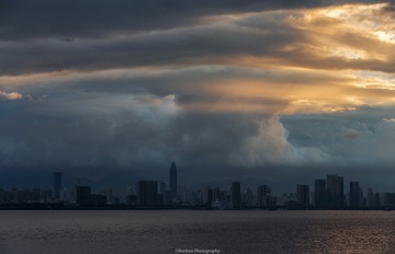 Nuclear explosion