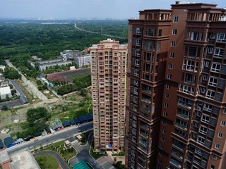 1530703