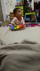 604561