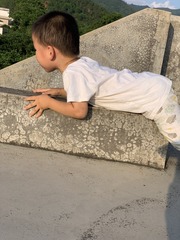 001