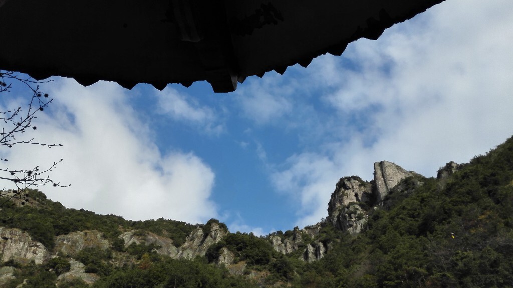 胜美尖沿途处处美景。