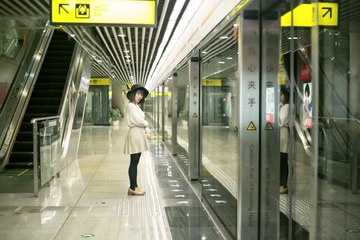 【有这样一个她】