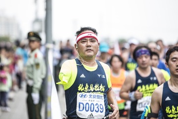 致敬，马拉松选手