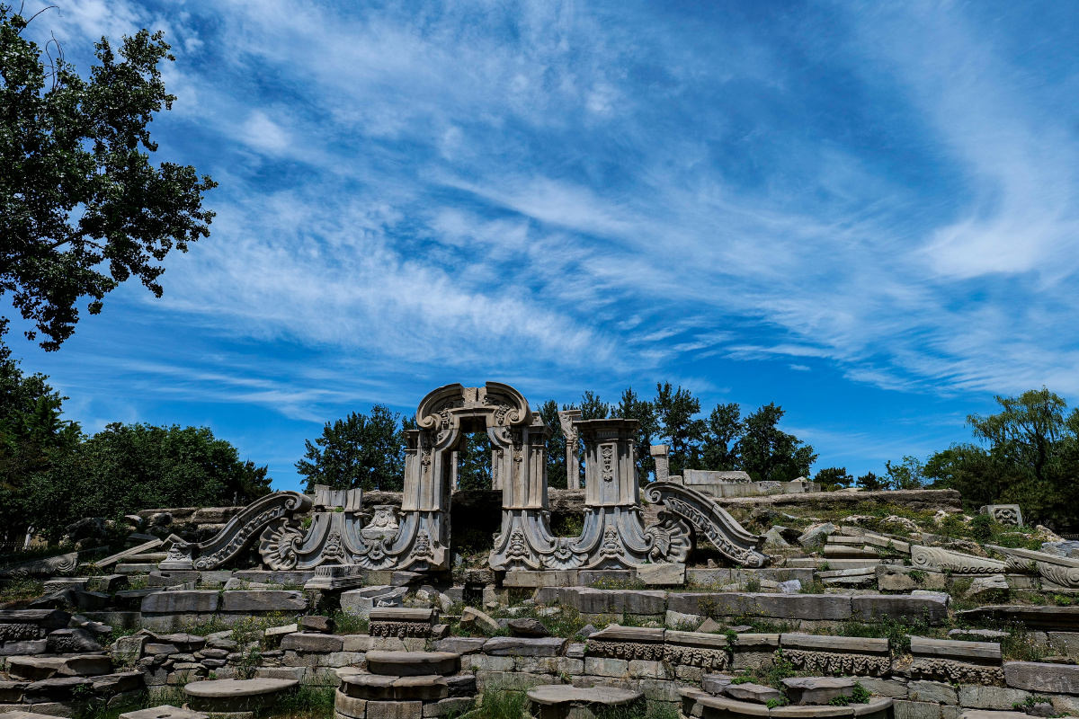 帝都工作期的最后一个周末,打卡"万园之园"圆明园清晨微雨过后带来的