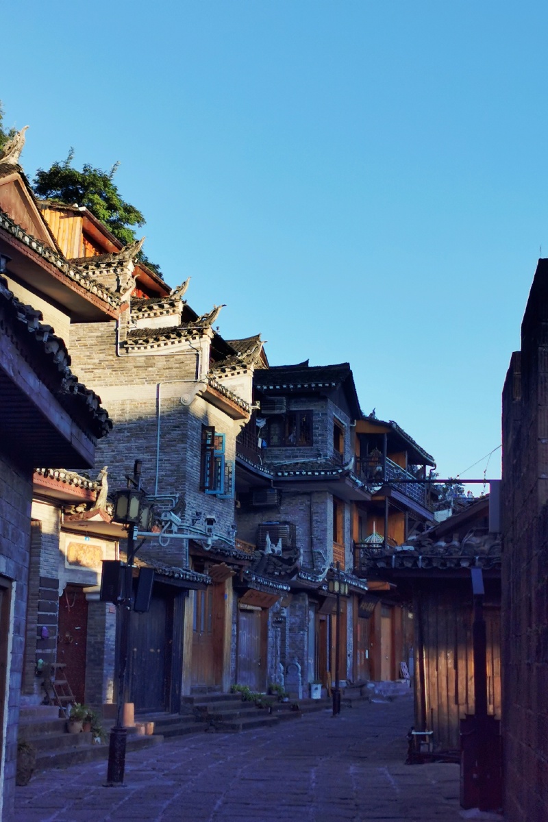 凤凰古城的清晨与夜晚 - 看天边风景 - 图虫