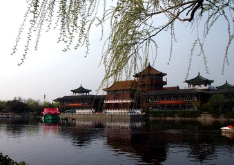 古城春色1