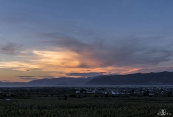霞光映苍洱10
