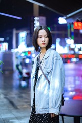001