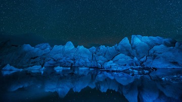夜色冰川