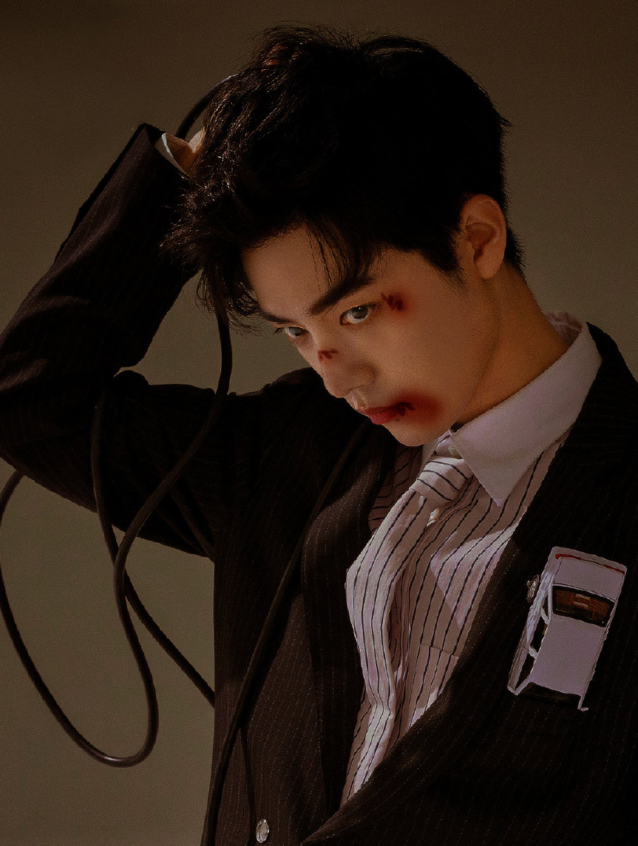 吹爆肖战这个酷男孩