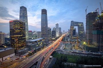 其实北京还不是很堵，咱们继续盖