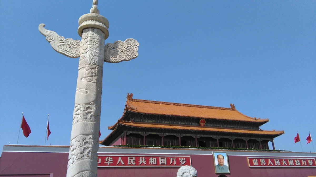 天安门侧面