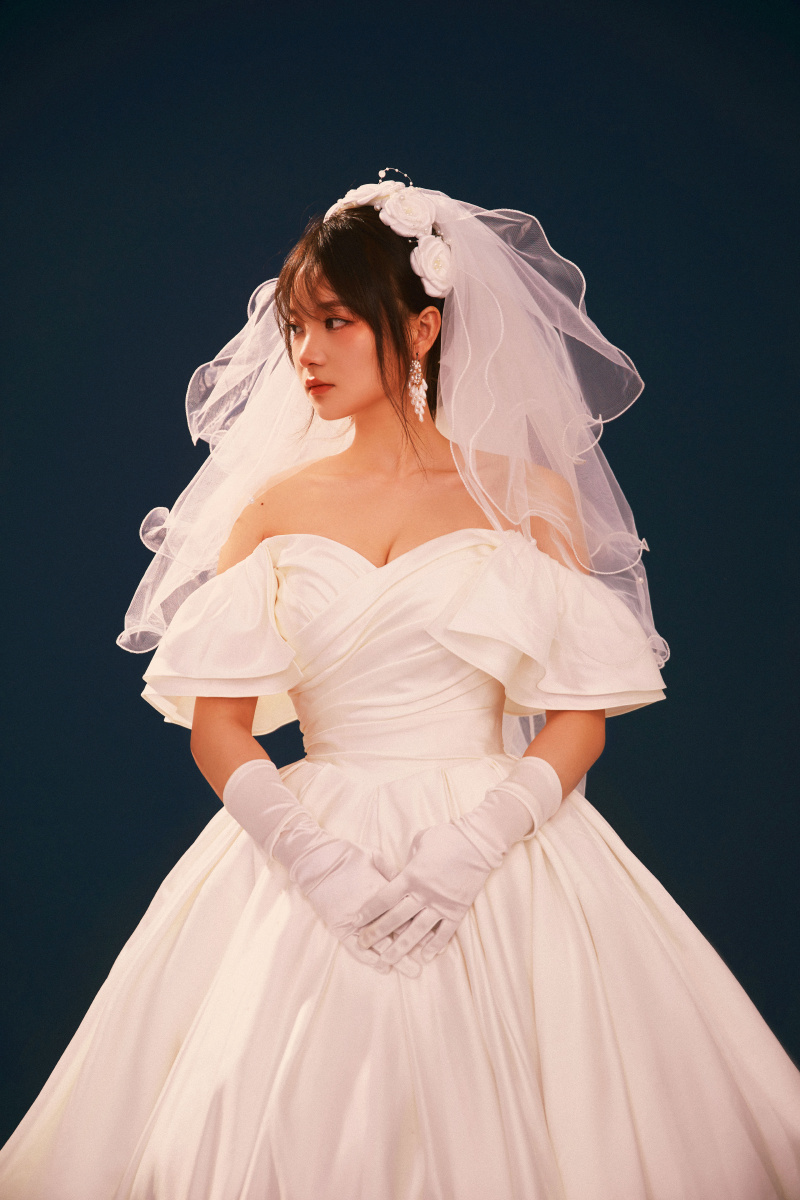 复古昭和婚纱写真少女写真