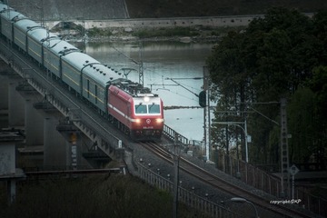 293689
