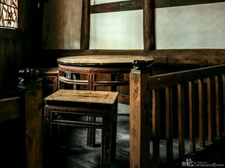 圆桌