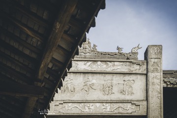 古城石门