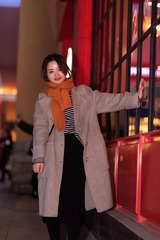 1905544