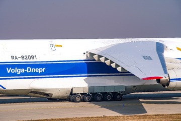 643613
