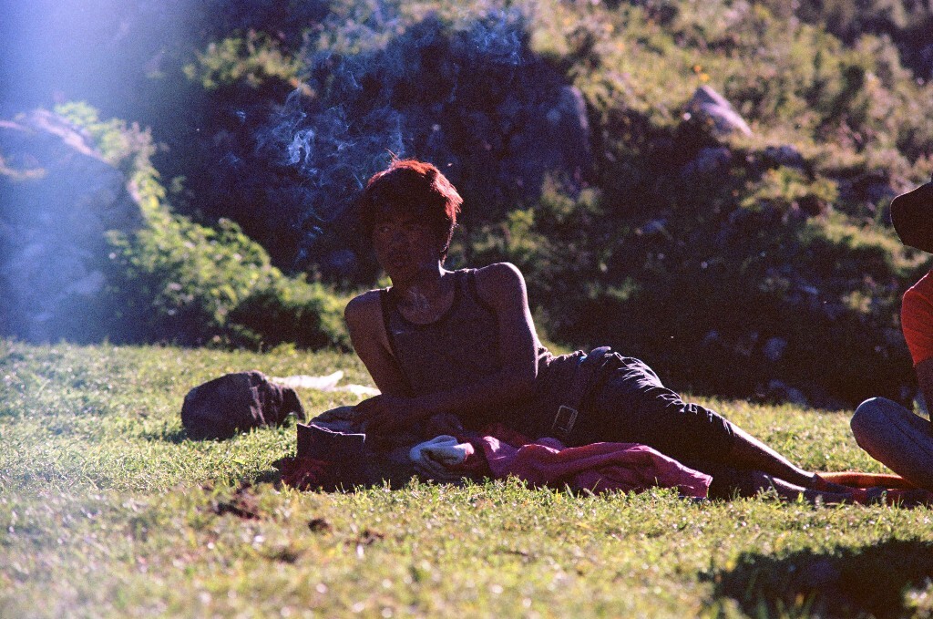 <a href="https://tuchong.com/2595655/" target="_blank">@夏河</a> 纳摩峡谷<br />
Kodak Ektar100<br />
Minolta 70-210/4