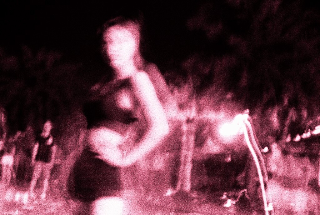 Ilford HP5+ <a href="https://tuchong.com/2458412/" target="_blank">@iso800</a><br />
Minolta 70-210/4
