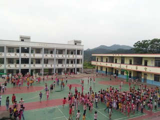 185425